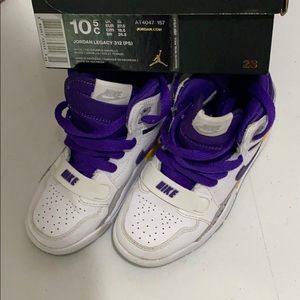 Jordan legacy white purple yellow 10.5 Kobe Bryant
